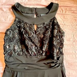 Women’s long black evening dress. Front slit. Size 6